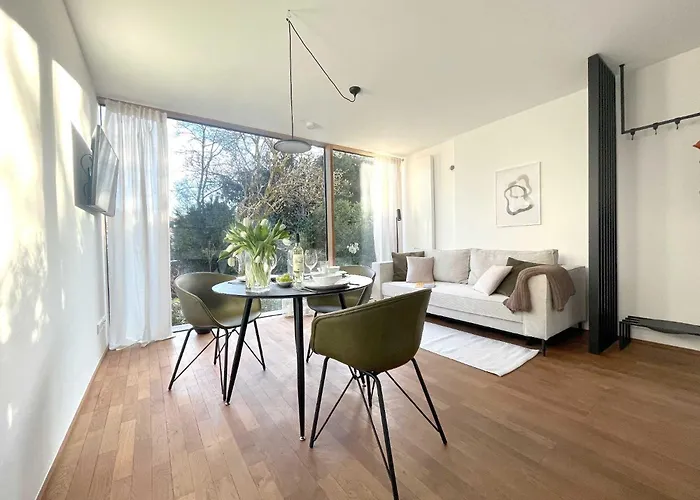 Blueberry Living - Wohlfuehl-Apartment Starnberger See, Design, Sport & Natur
