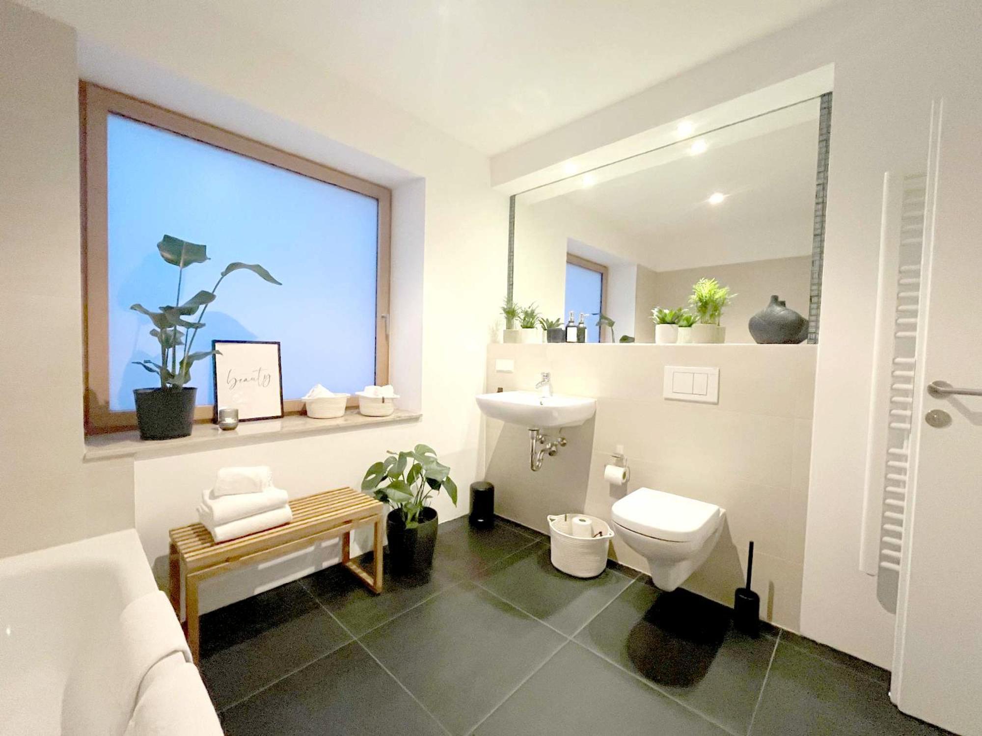 Apartment Blueberry Living - Wohlfuehl-apartment Starnberger See, Design, Sport &